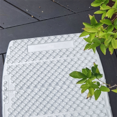 99g Gewicht Ultralight Foaming Sleeping Pad Pearl White Ruimtebesparende PE Foam Mat