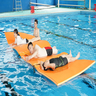 12*6 Spliced Floating Water Pad OEM ODM XPE Foam Lake Floats voor watersportapparatuur