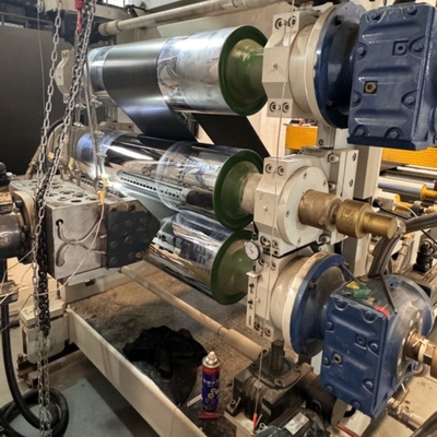 Extrudermachine voor het extruderen van foamschaam van XPE-platen IXPE-extrudermachine voor het extruderen van foamschaam met kruisverbinding