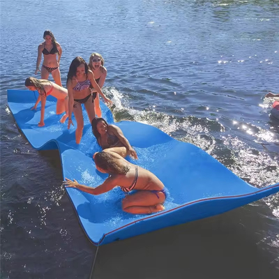 Kleur, grootte, schimmatmat, watermat, meerlaags voor een zwembad.